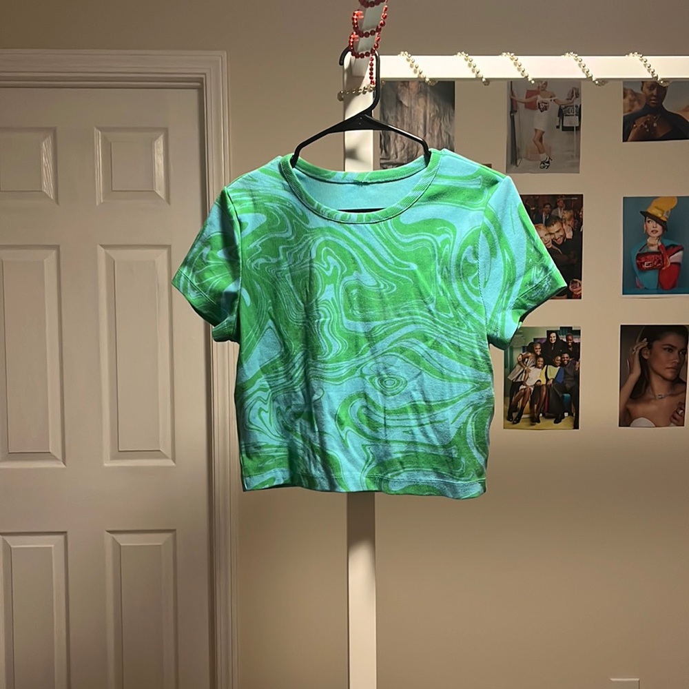 Green and blue cropped shirt
